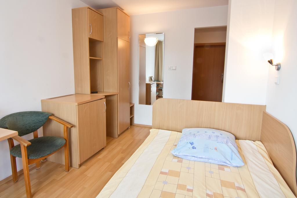 Centrum Wypoczynkowe Wiezyca Somonino Habitación foto