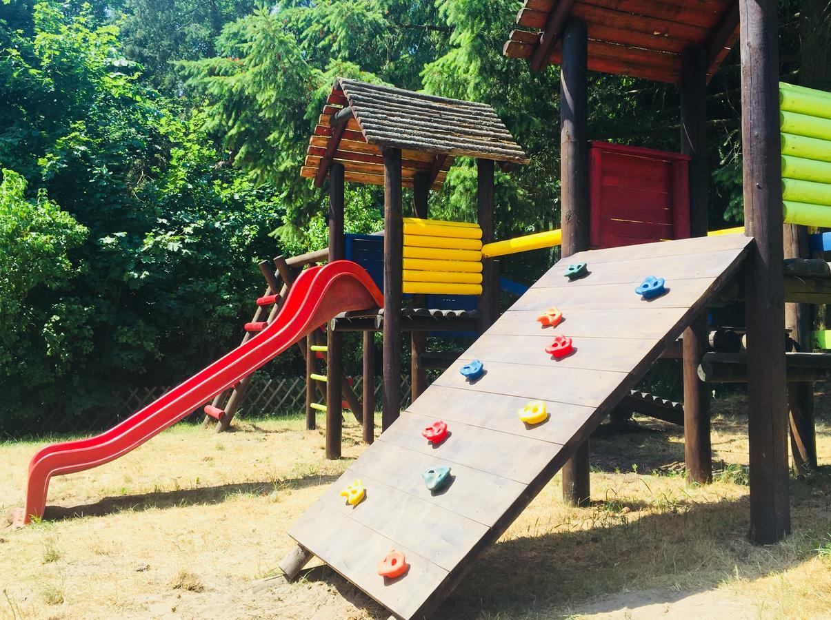 Centrum Wypoczynkowe Wiezyca Somonino Exterior foto